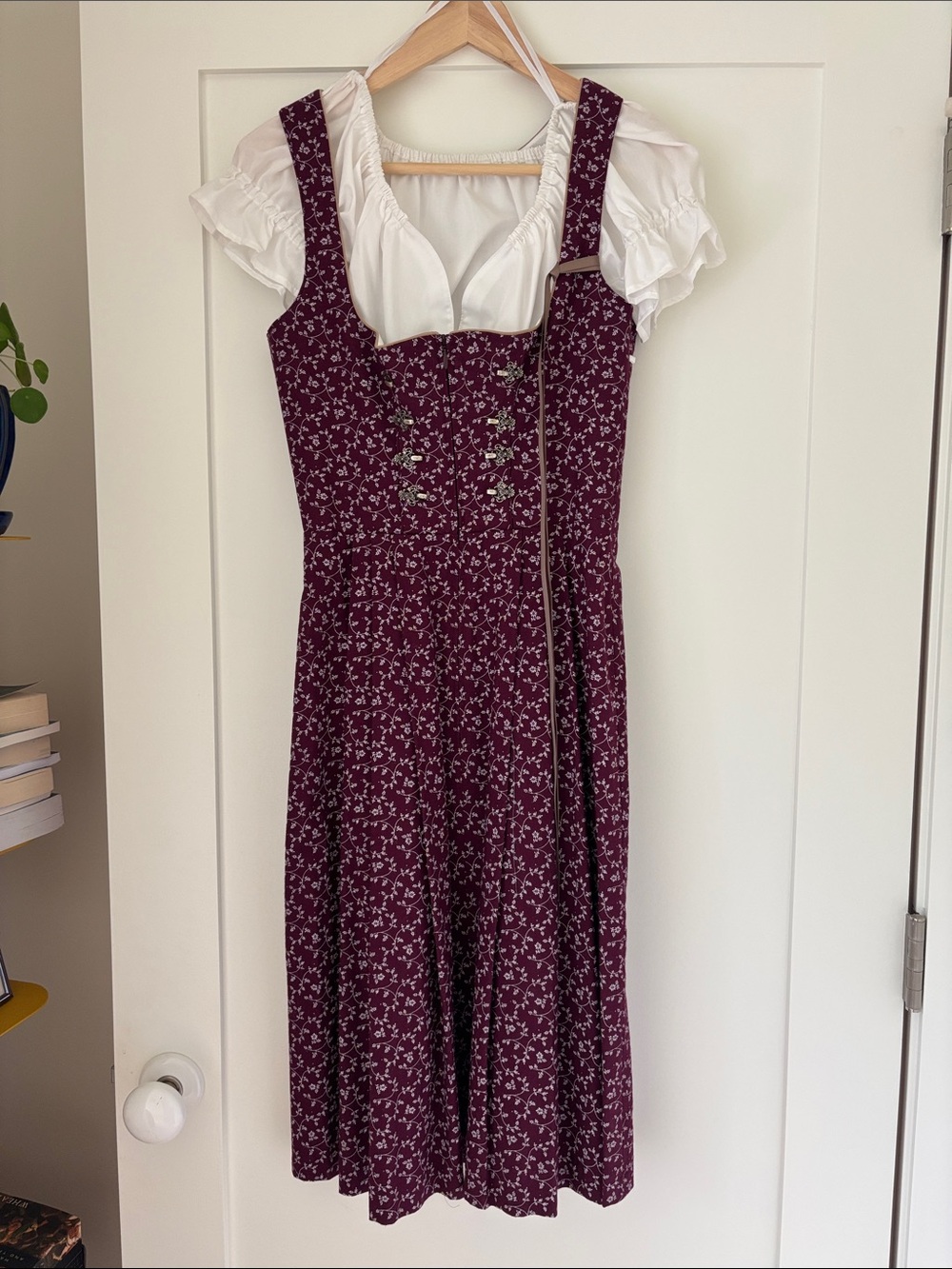 Burgundy Floral Midi Dress with Puff Sleeve Blouse (Traditional Dirndl) - Picture 2 of 13